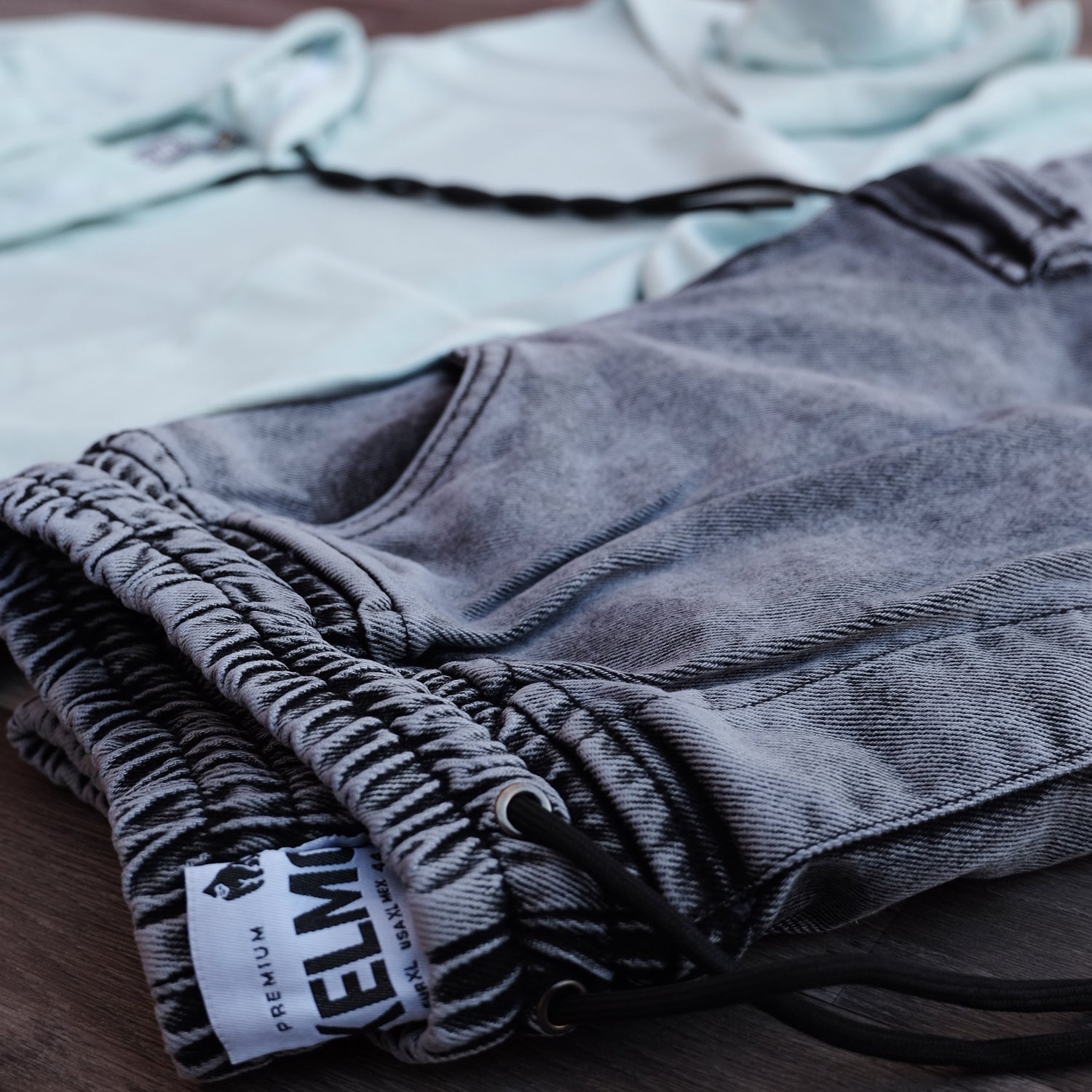 Ensemble Cargo Jeans Délavé Gris + Capuche Cotton Vert Nik