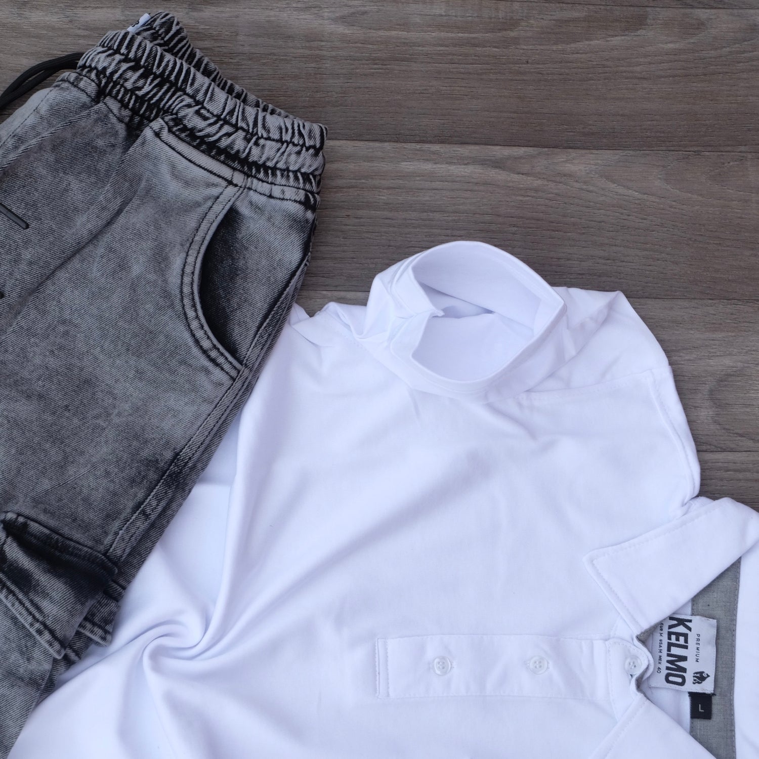 Ensemble Cargo Jeans Délavé Gris + Polo Blanc