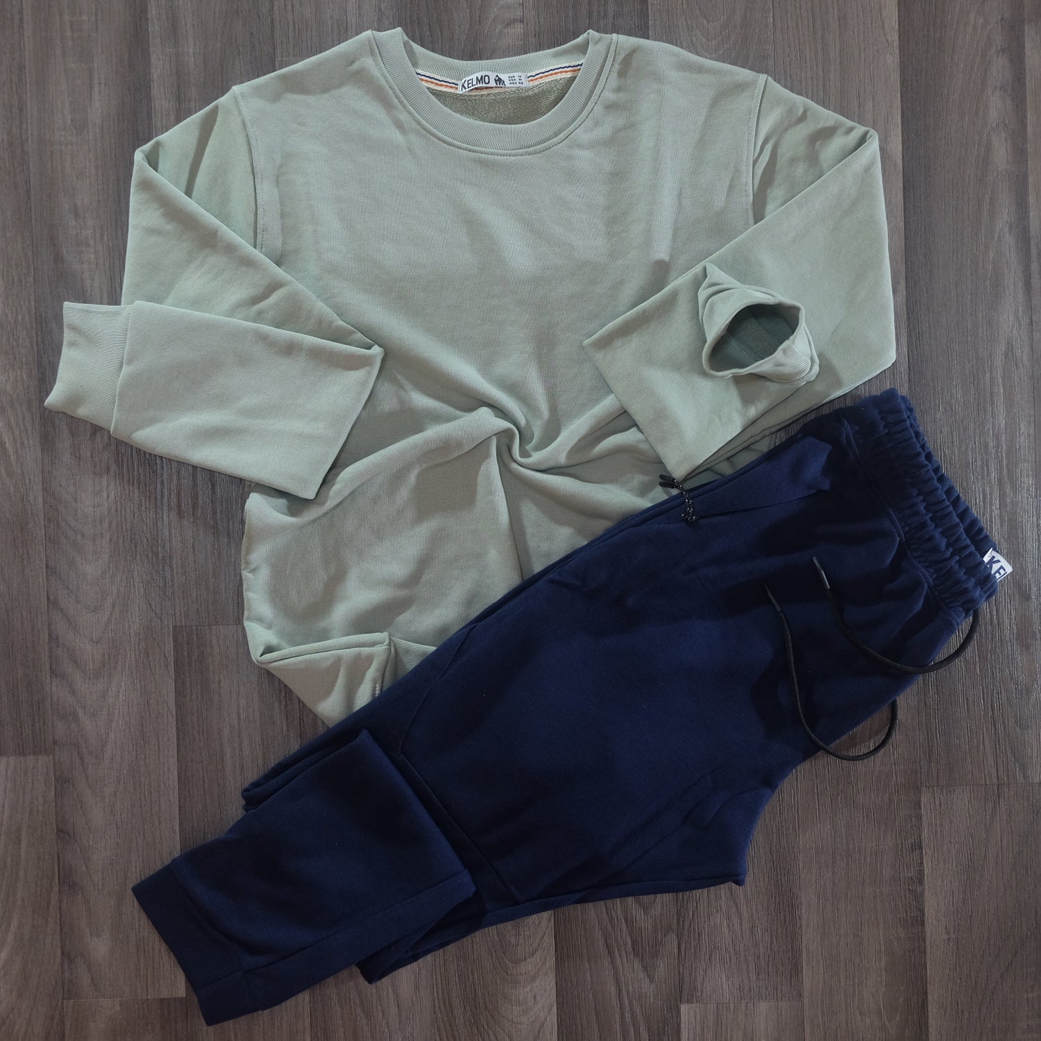 Ensemble Jogging Beska Bleu Marine + Sweat Vert Nik