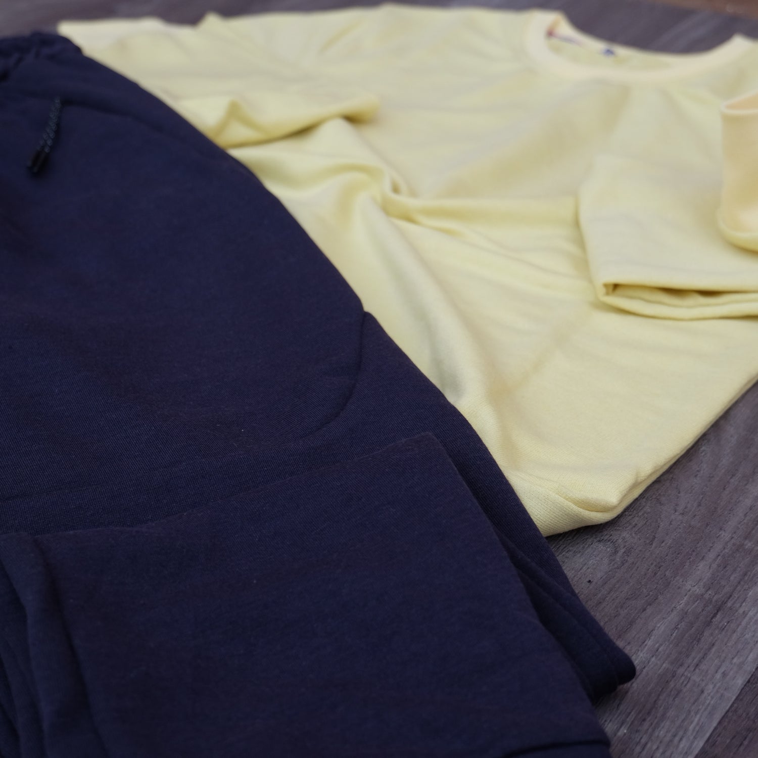 Ensemble Jogging Beska Bleu Marine + Sweat jaune poussin