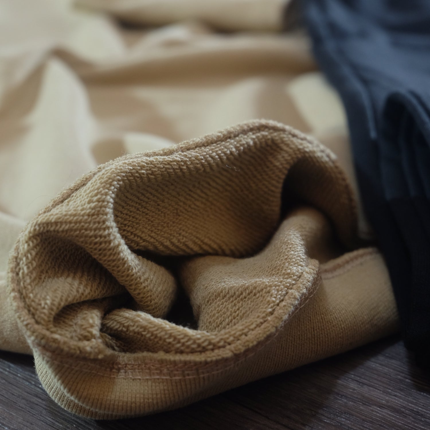 Ensemble Jogging Beska Noir + Sweat Beige